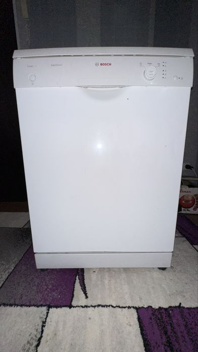 посудомоечная машина в хорошем состоянии.