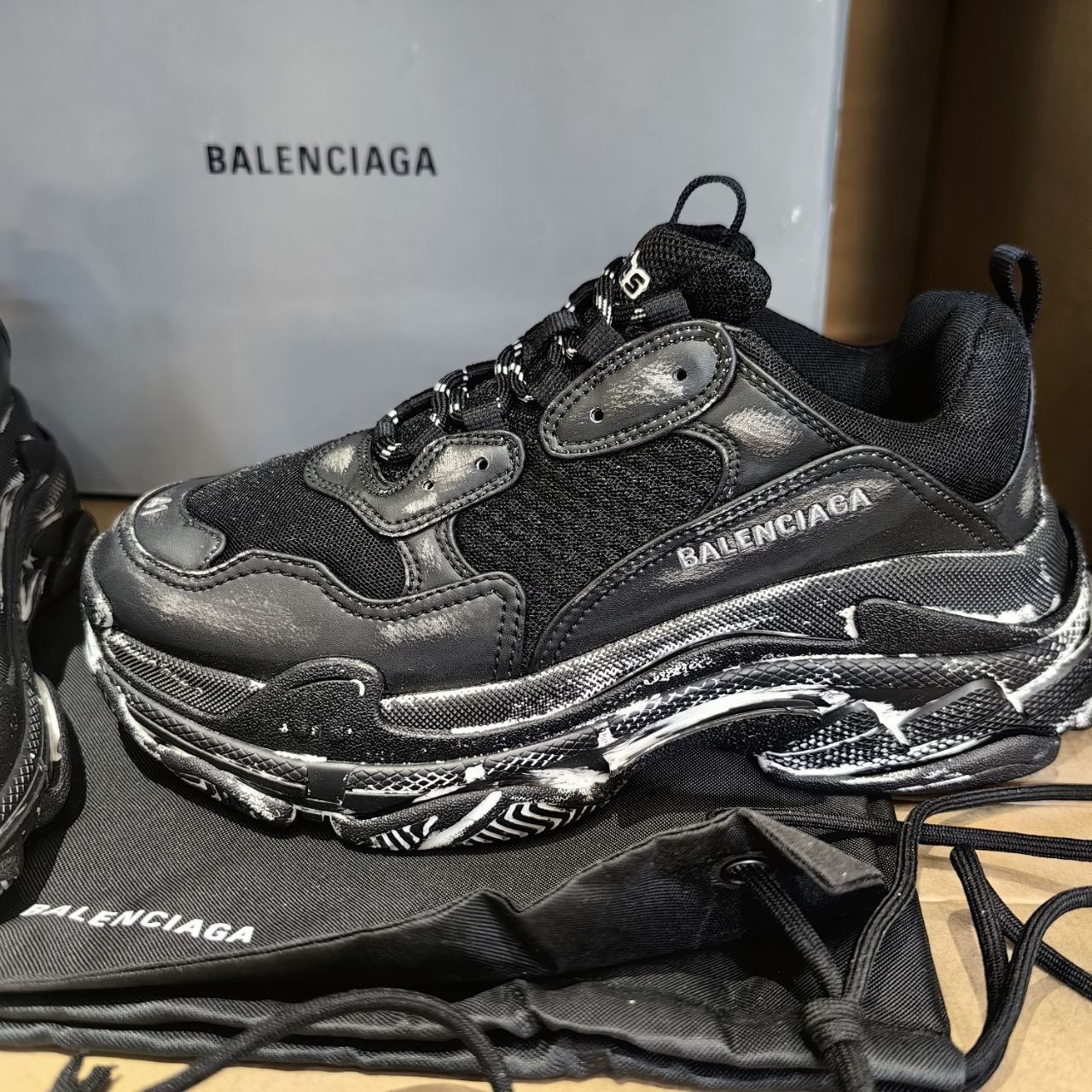 Маратонки Balenciaga triple S обувки кецове