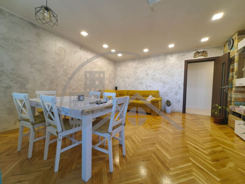 Просторен обзаведен с три спални! ТЕЦ!!! Възраждане 1