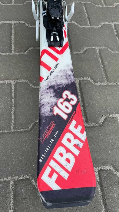 schiuri Atomic, 163cm,stare perfectă, fără zgarieturi