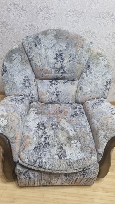 Продам кресло, в рабочем состоянии,  б/у, недорого,