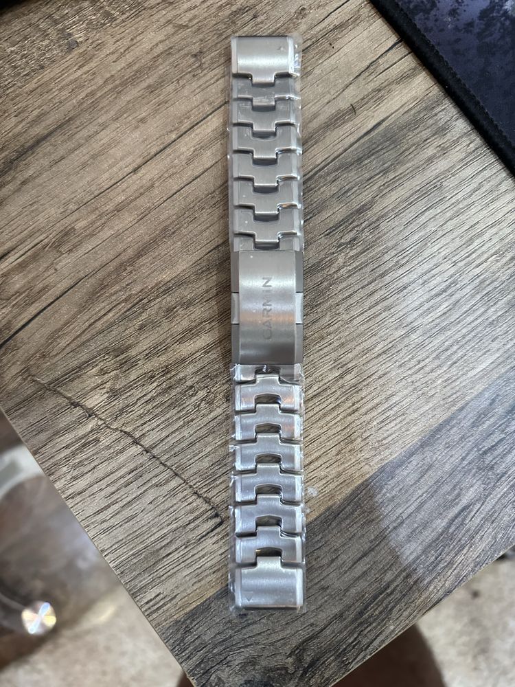 Garmin Quickfit 22 titanium strap