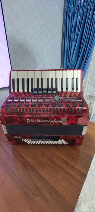Аккордеон Weltmeister meteor