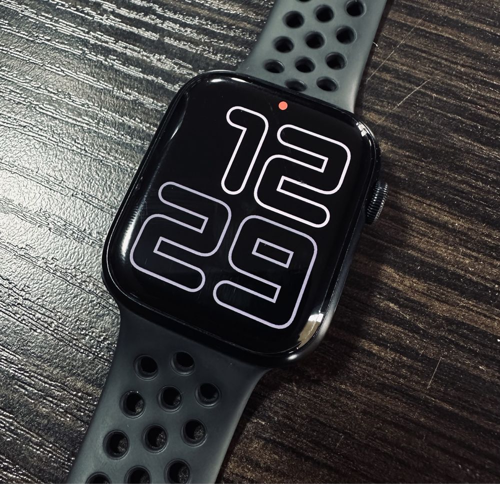 Продам часы Apple Whatch7 Nike series 44ml
