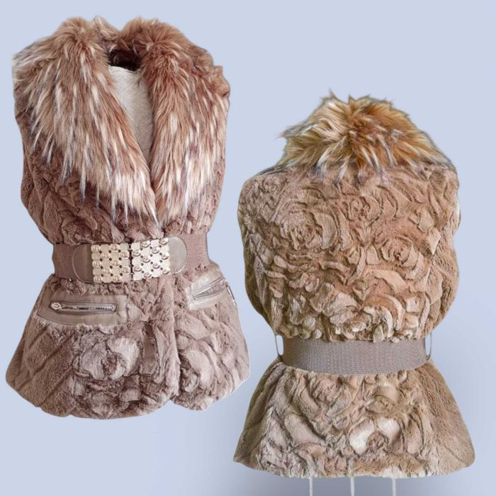 Елек- еко косъм с джобове, подплата и колан