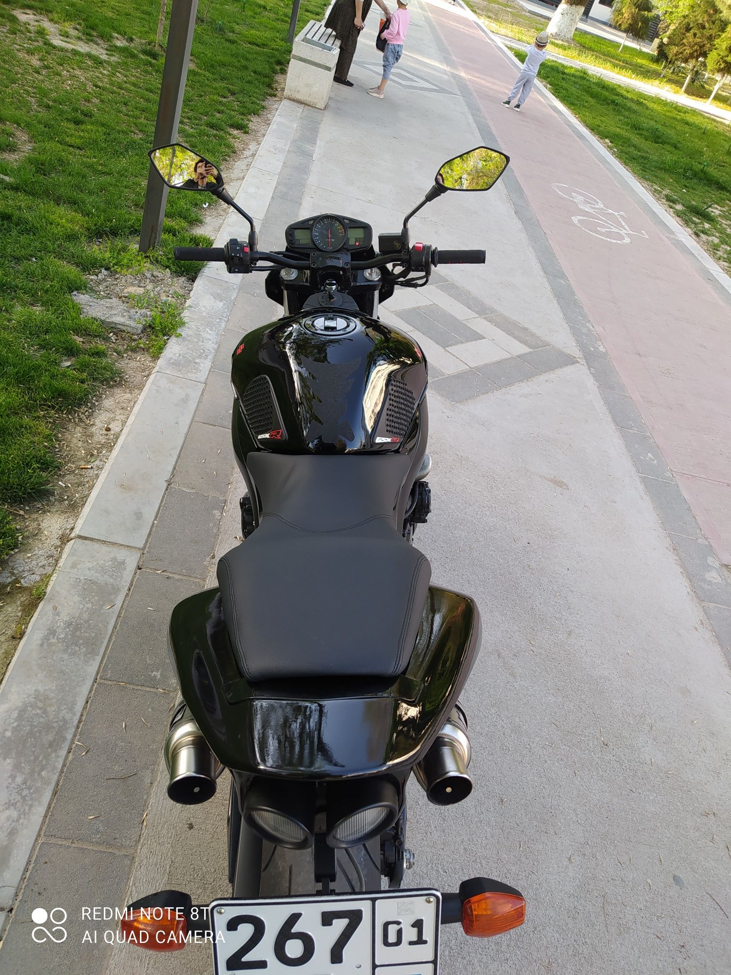 Продам SUZUKIi GSR-600