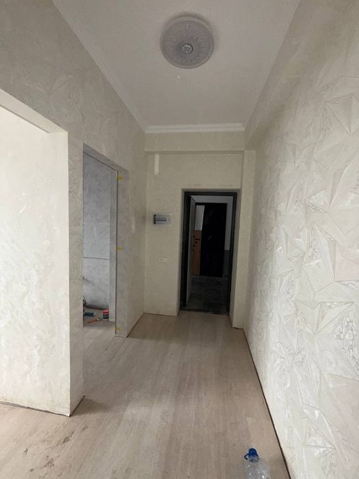 Срочно продаю 1 комнатную квартиру новостройку мирабадском 1 массив