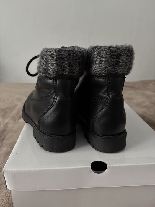 Ghete din piele naturala