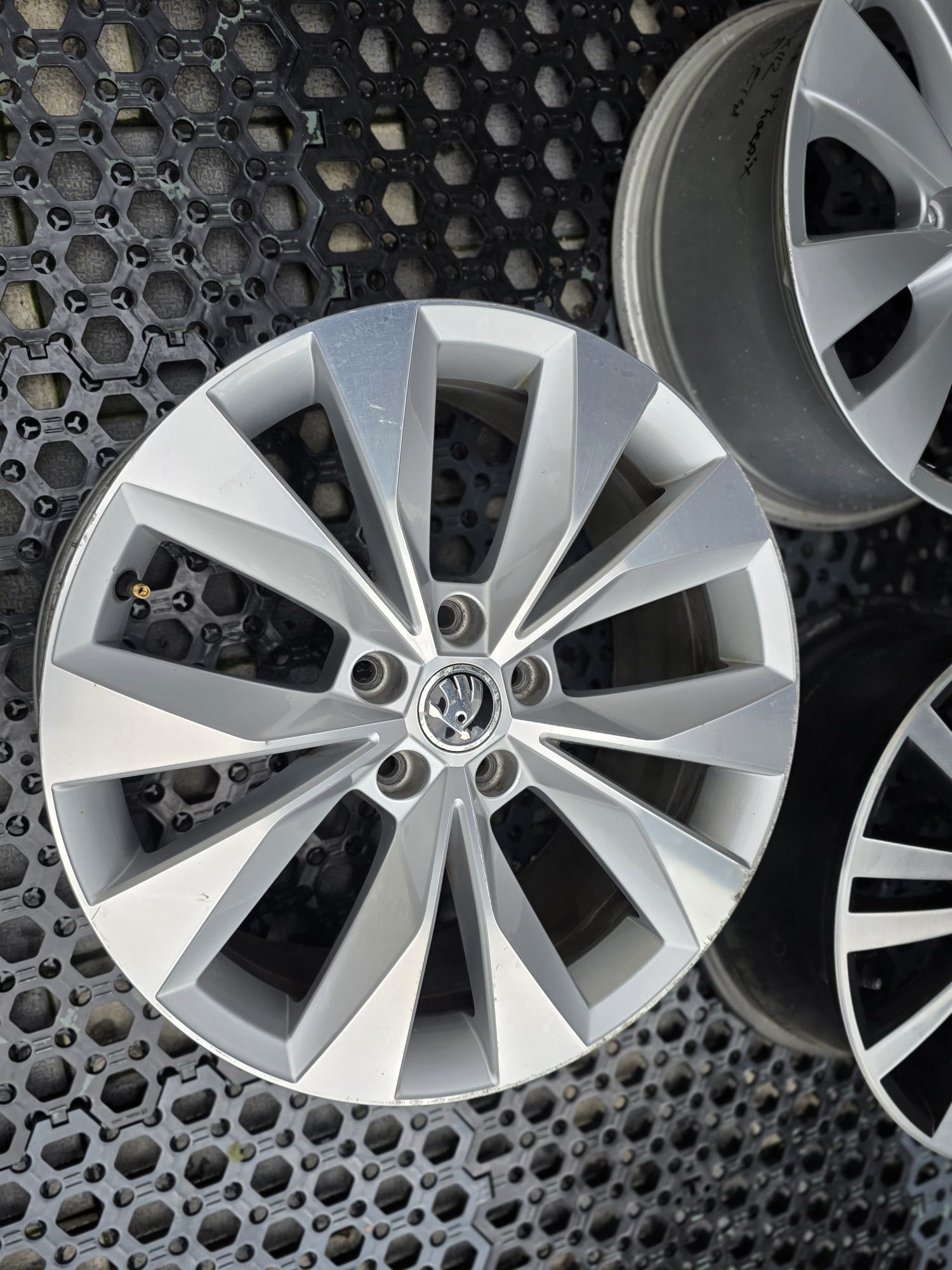 Janta r18 rezerva Skoda 5x112, 8J, ET44