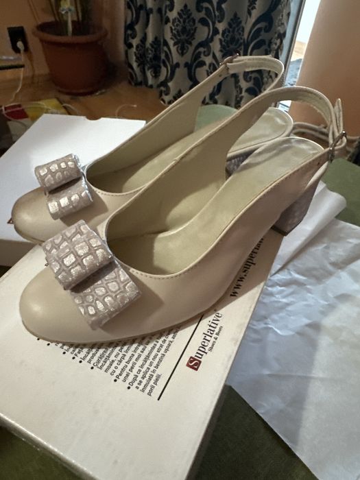 Sandale dame din piele