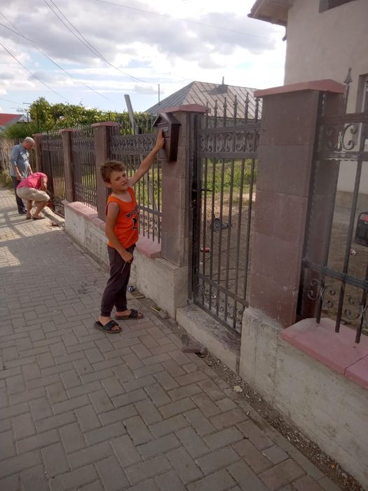 Garduri din sipca metalica, panou tip jaluzele, tabla, plasa si BCA