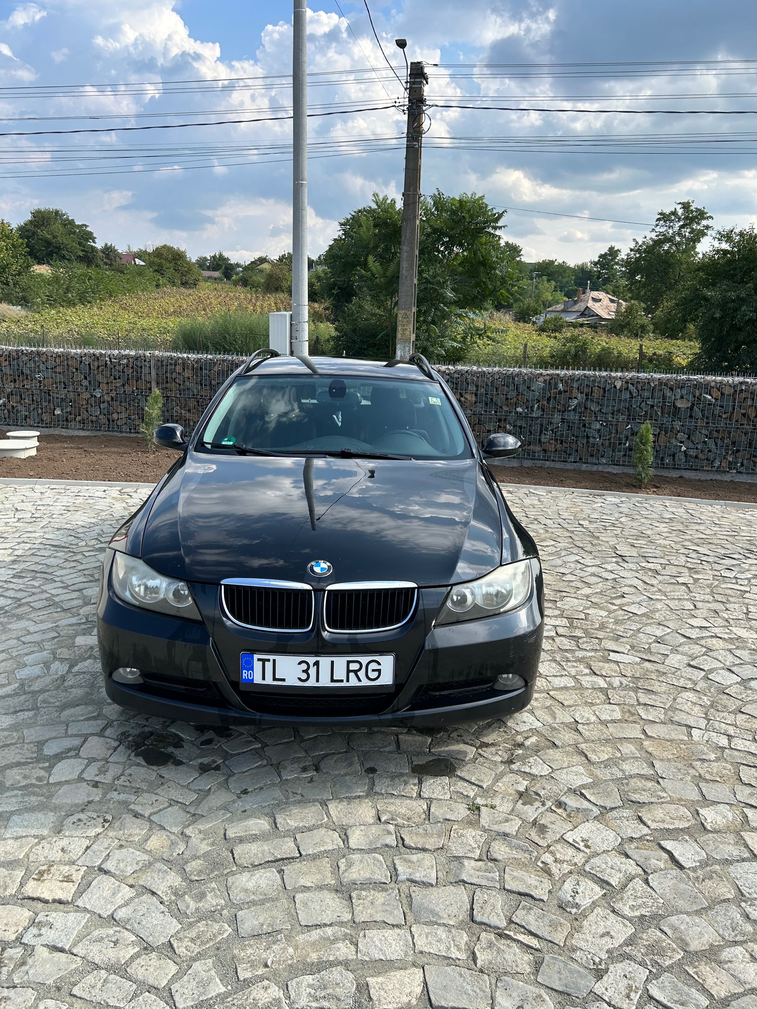 Vând BMW 318D 3.500€