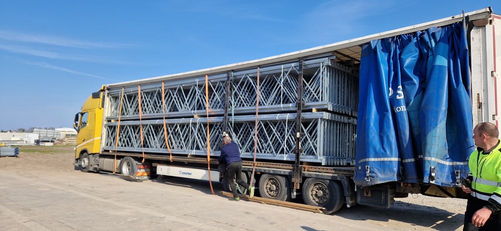 Rafturi metalice zincate stoc