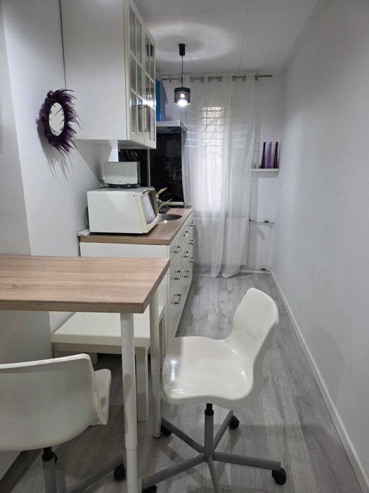 garsoniera de inchiriat