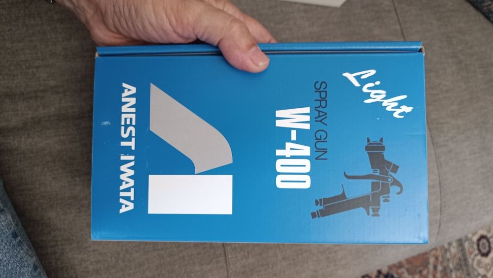 Нов Anest Iwata ,бояджийски пистолет