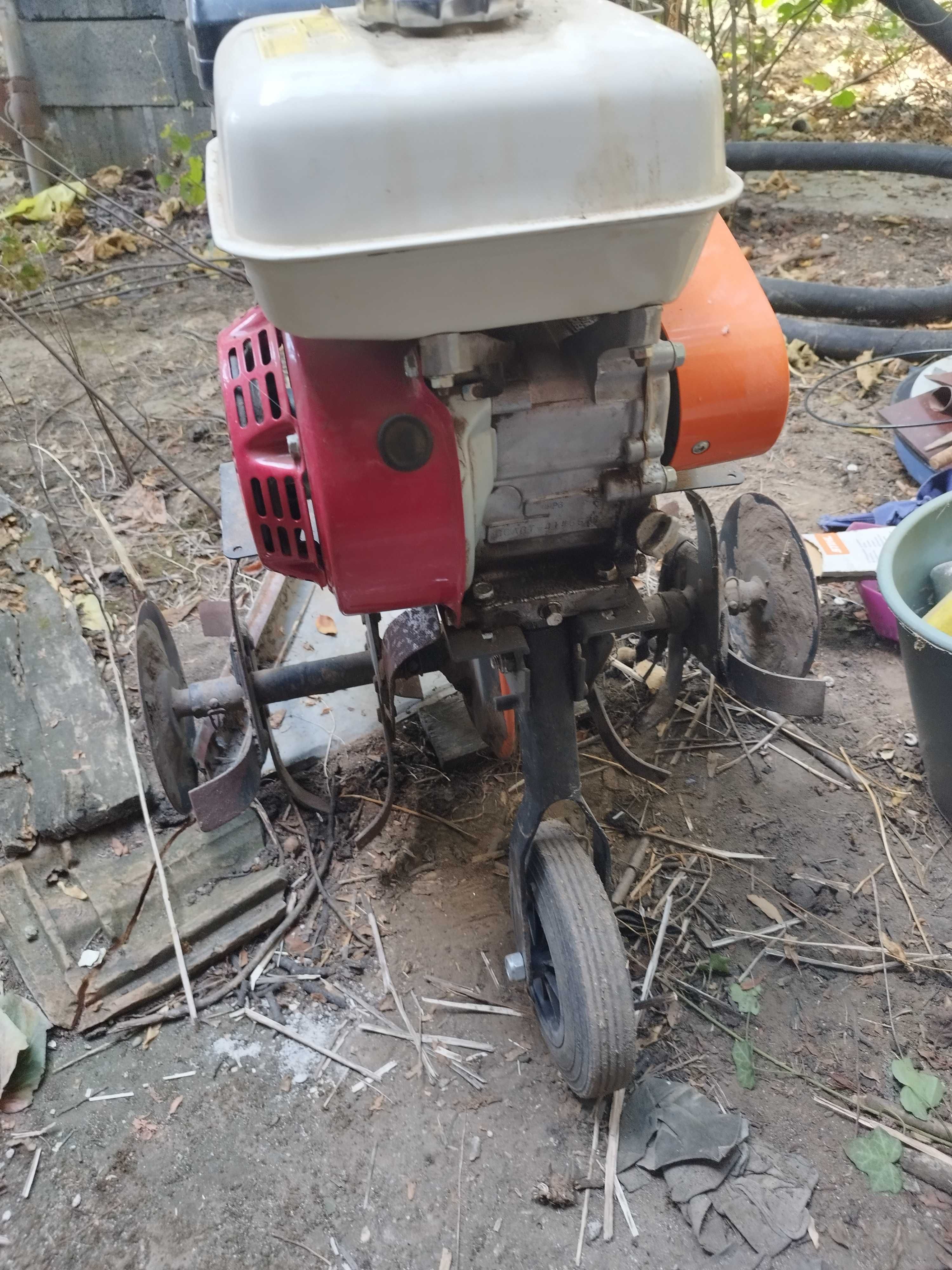 Мотофреза HUSQVARNA T85HX с двигател HONDA GX 160