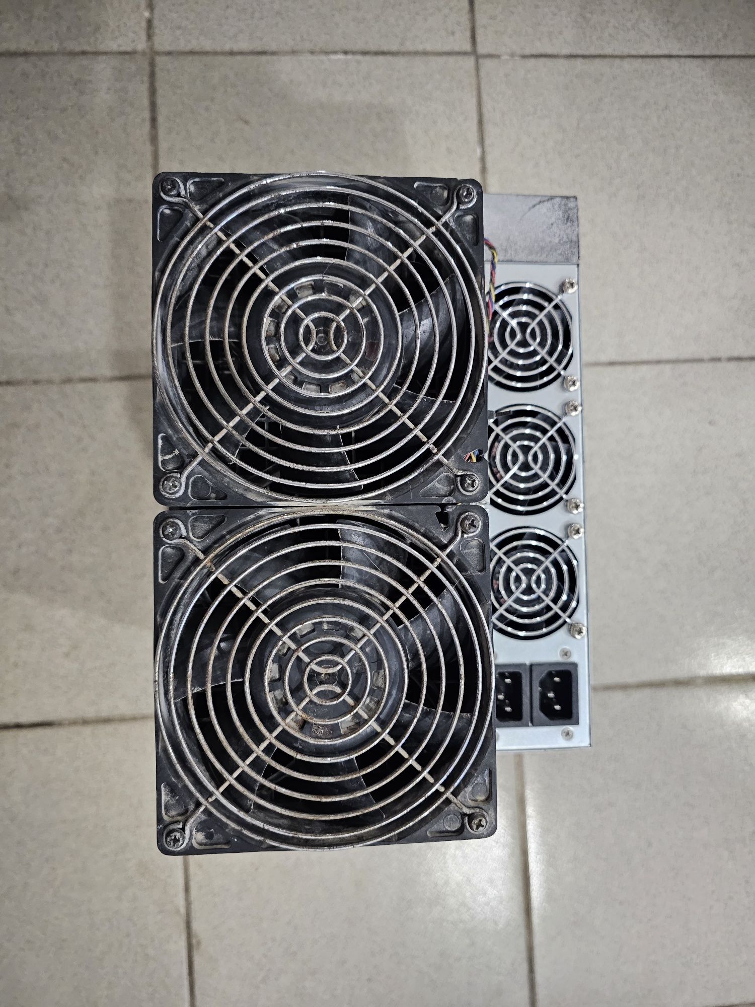 Antminer asic s19