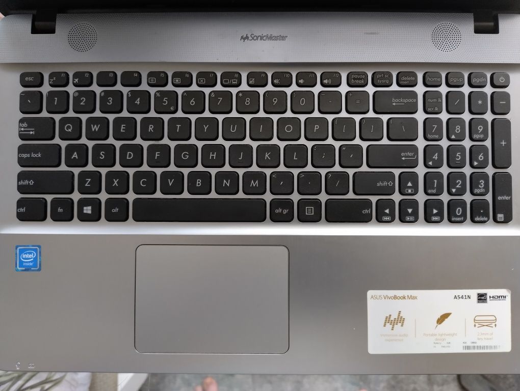 Лаптоп ASUS Vivobook Max A541N