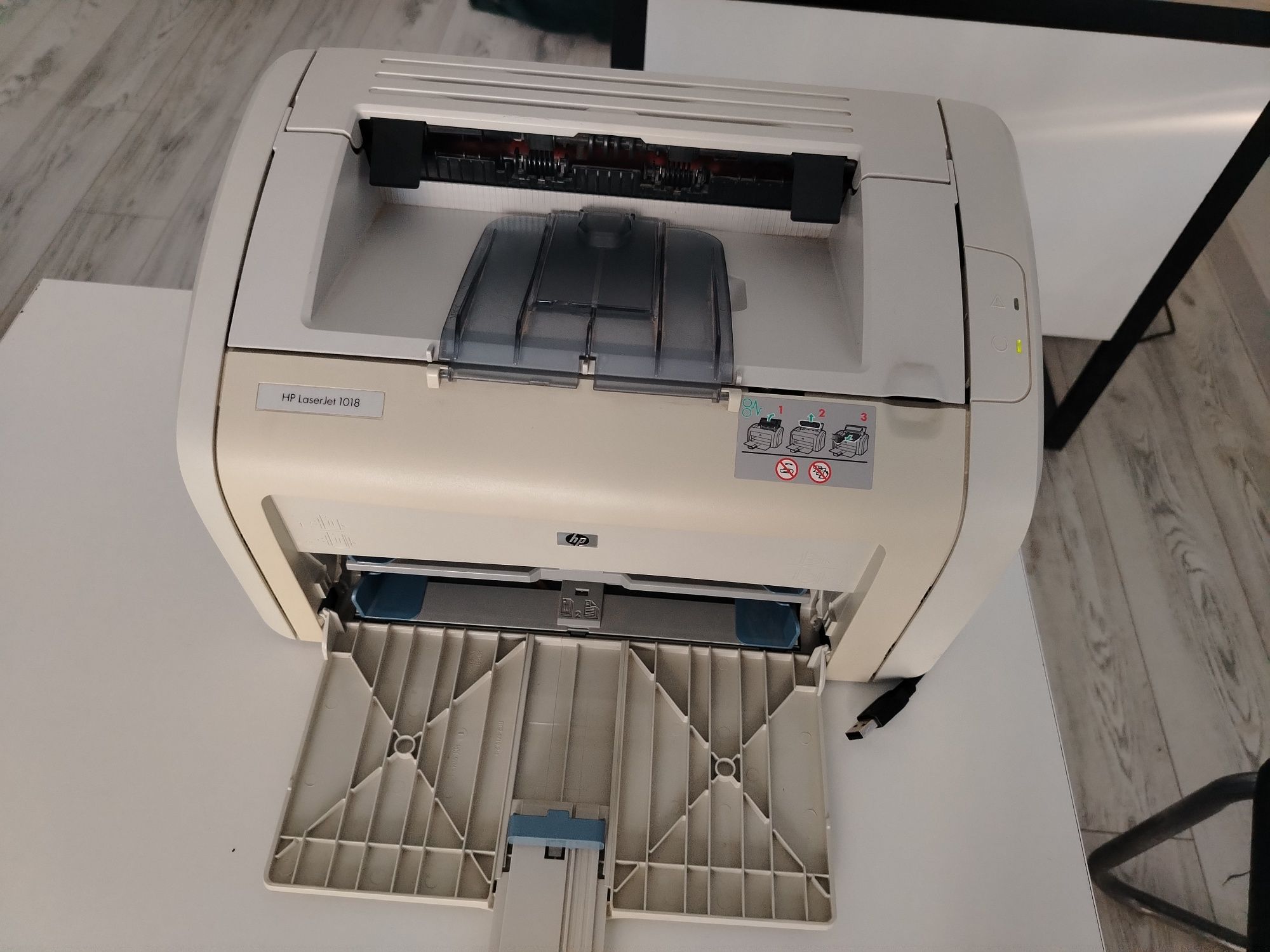 Принтер HP LaserJet 1018