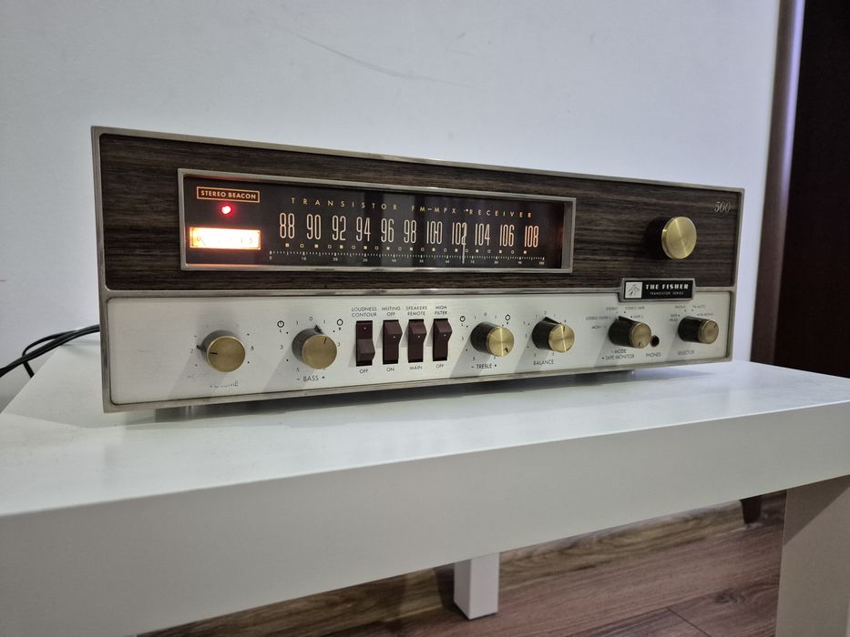 The Fisher 500T receiver vintage Top
