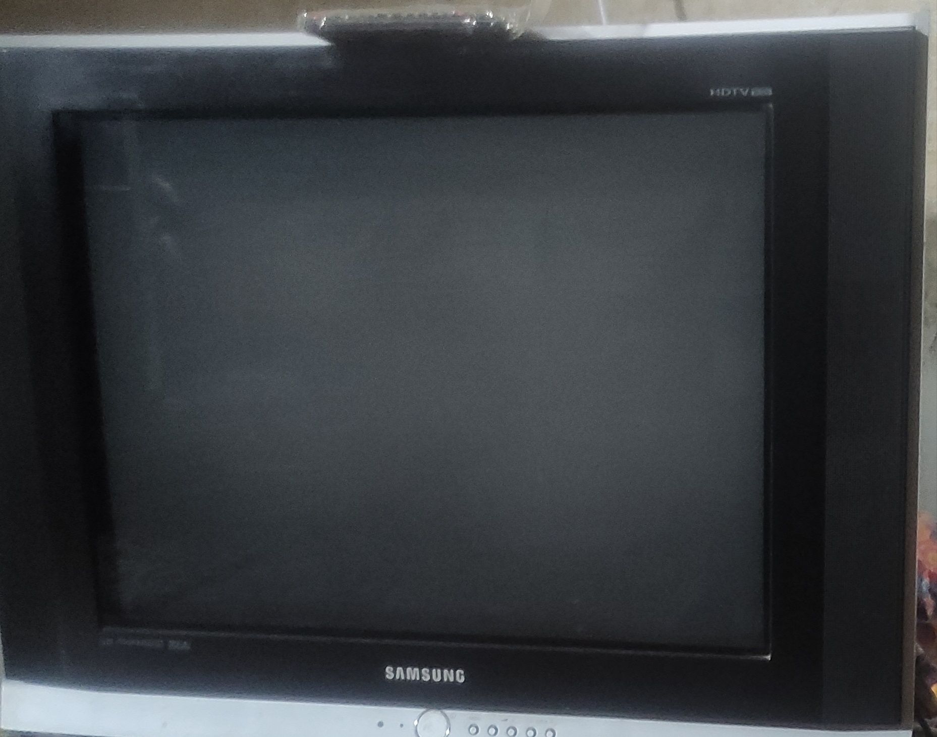 Продам телевизор Samsung digital 100hz