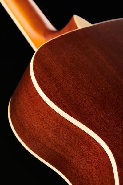 Chitara acustica