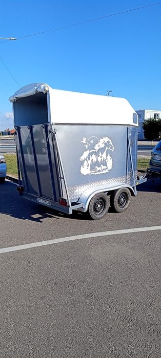 Vand remorca/ animal /cai reconditionat total, inmatriculat 2000kg