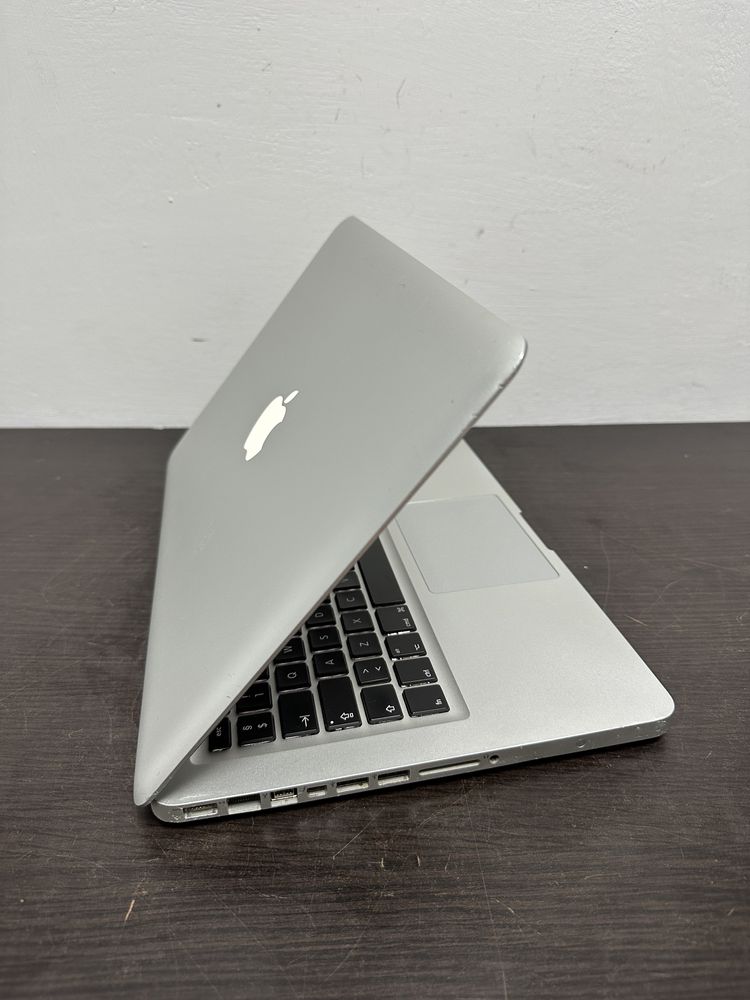 Laptop MacBook Pro 13-MID 2012- Intel Core i5 -8Gb Ram- 500 Gb