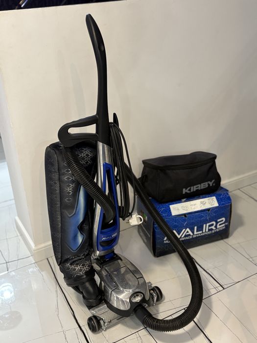 Aspirator Kirby Avalir 2 -Ca nou , folosit o singura data+acesorii
