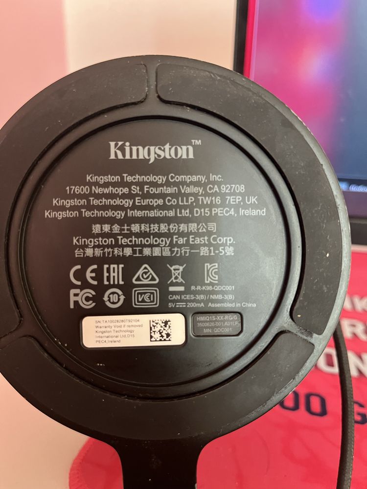Микрофон HyperX QuadCast S