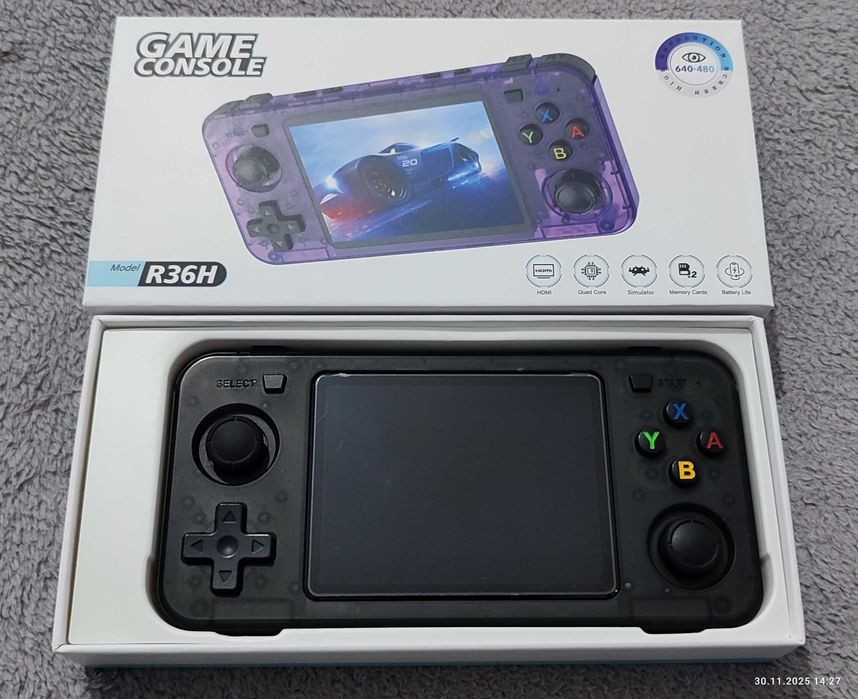 Ретро игрална конзола R36H