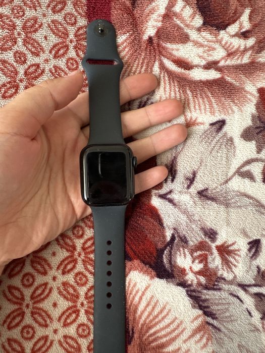 Продам часы Apple watch