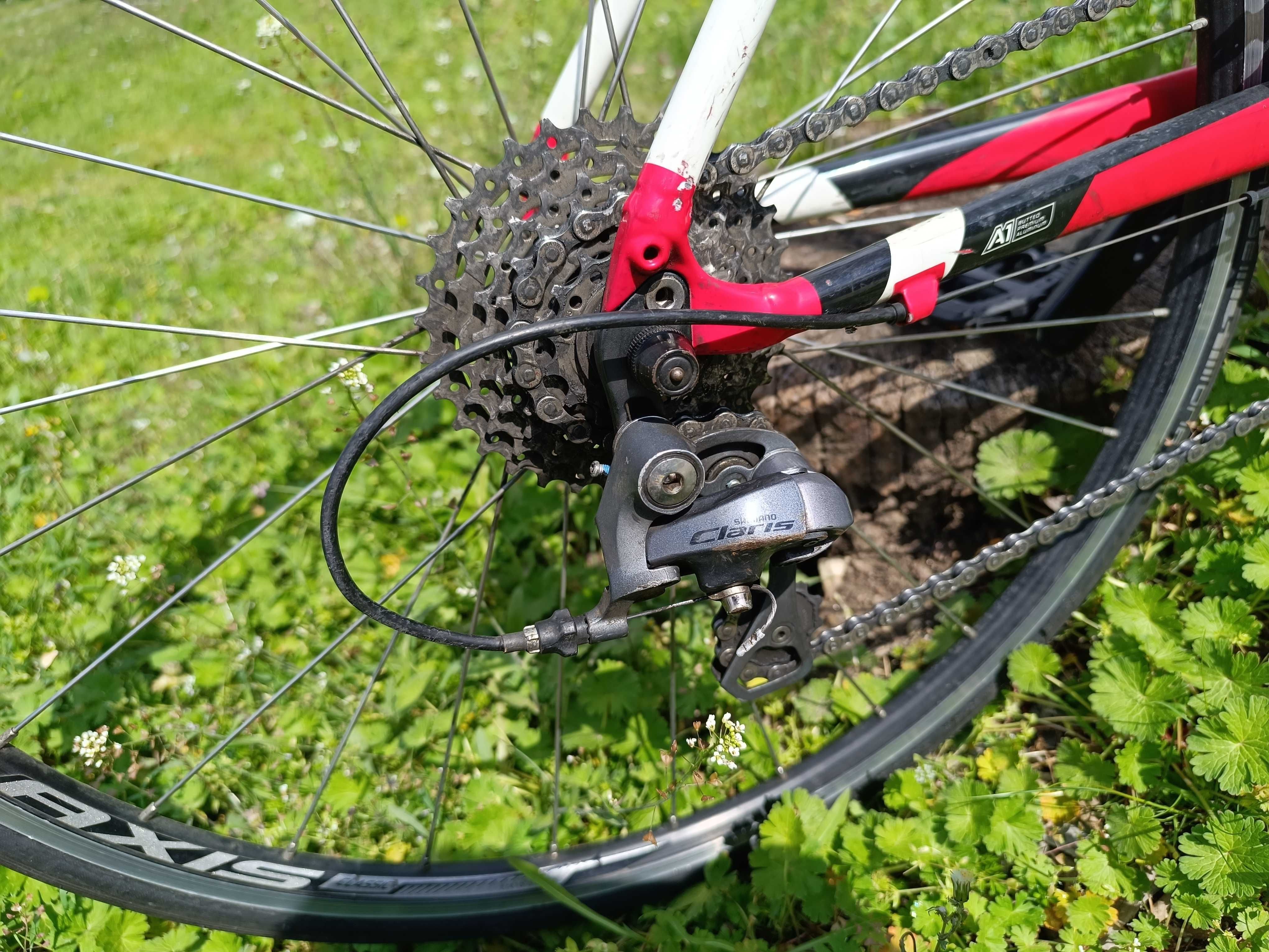 Детско-юношески шосеен велосипед  Specialized Allez 26"