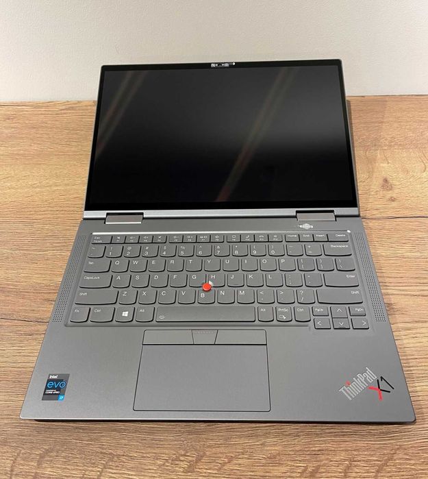 Laptop Lenovo ThinkPad X1 Yoga Gen8 14" i5 32GB Ram Win11 5G NOU Firma
