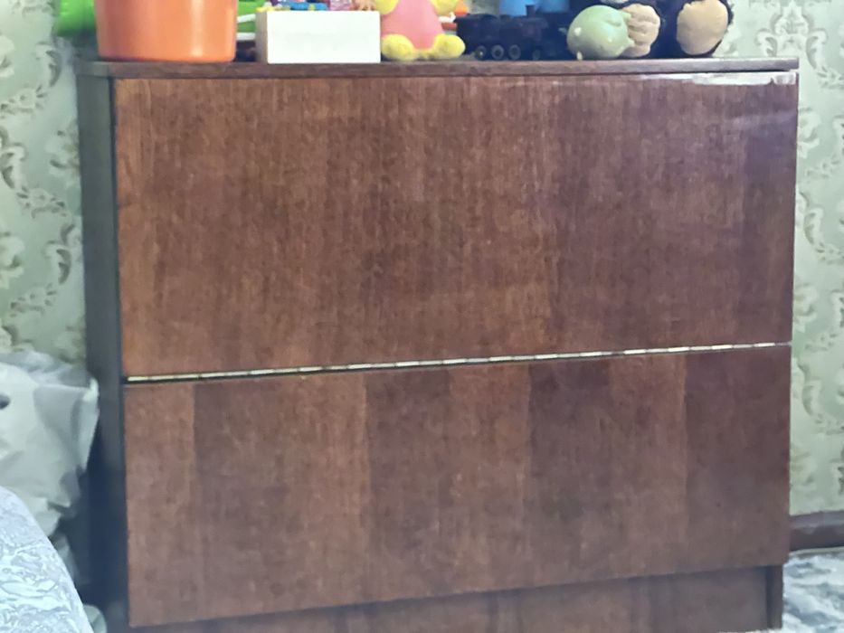 Отдам даром бельевую тумбочку