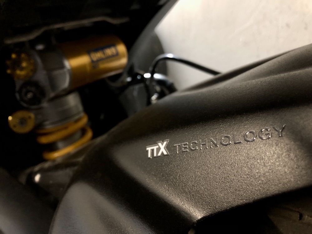 Suzuki GSXR 1000 L1 Ohlins