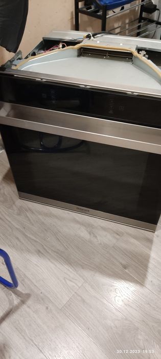 Духовой шкаф Hotpoint