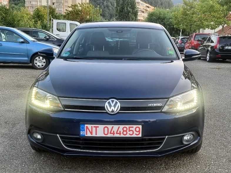 VW Jetta 1,4TSI full Hybrid an 2014 Euro 6 electric/benzina