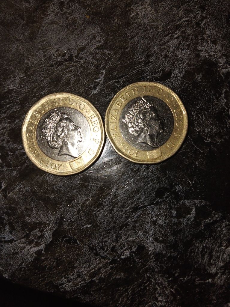 Moneda one pound UK.Regina Elizabeth.