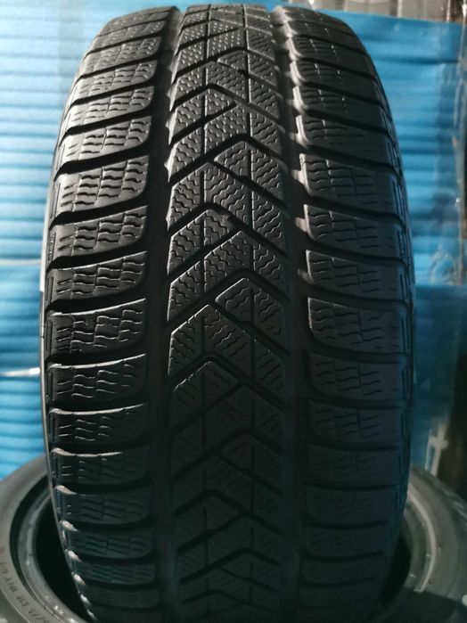 255 45 19 pirelli m+s 4 buc