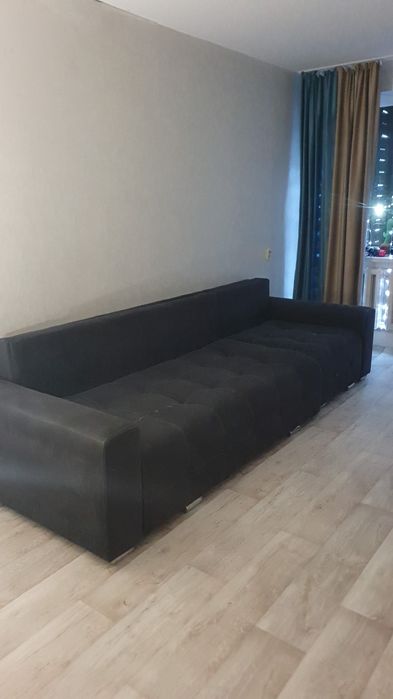 Продам диван 3-х метровый, любой угол. Срочно . 30 000 тг. Самовывоз.
