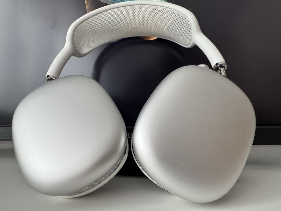 Apple AirPods Max. ca noi, în garanție.