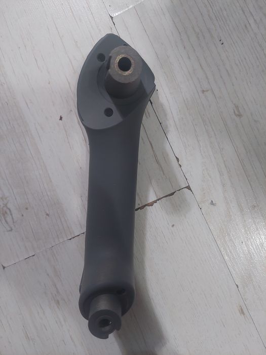 Дръжка голф 4 2 и 4 Ел стъкла