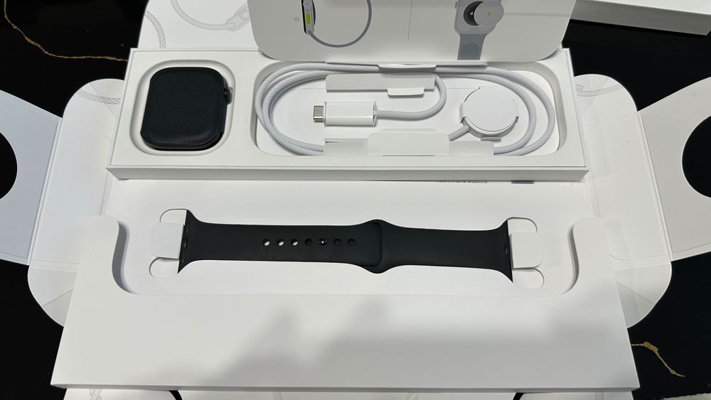 Apple Watch 10 46mm Jet Black