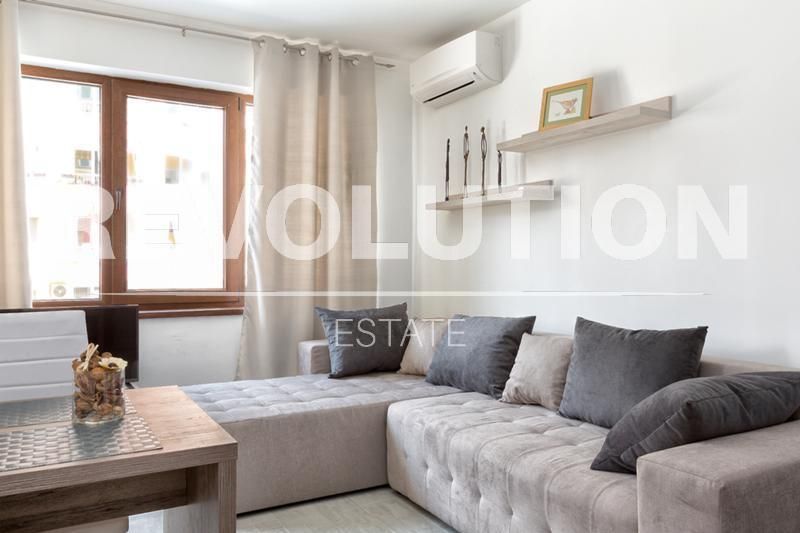 Дава се под наем Двустаен апартамент в Варна, Левски - 66 кв.м за 650 € - Снимка #1