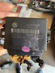 Modul /calculator senzori parcare 3C0919283B, Vw Passat B6 (3C5)