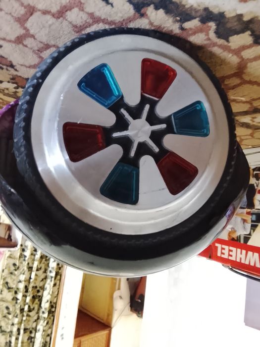 Продаю свой гироскутер