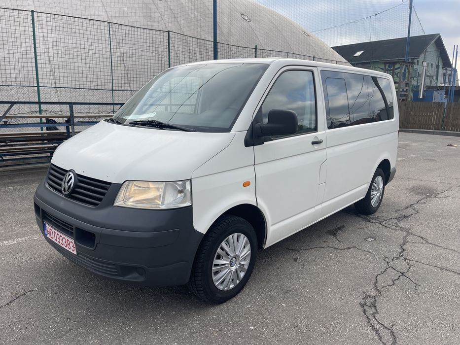 Vw Transporter T5 2,5 tdi 8+1