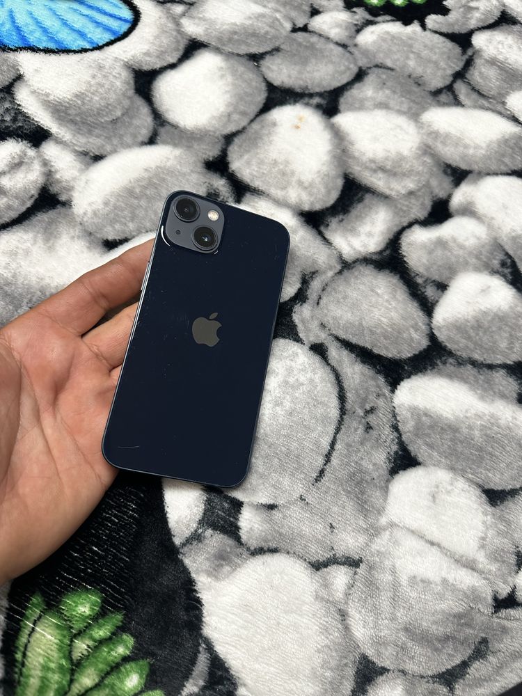 Iphone 13 128gb baterie 88%