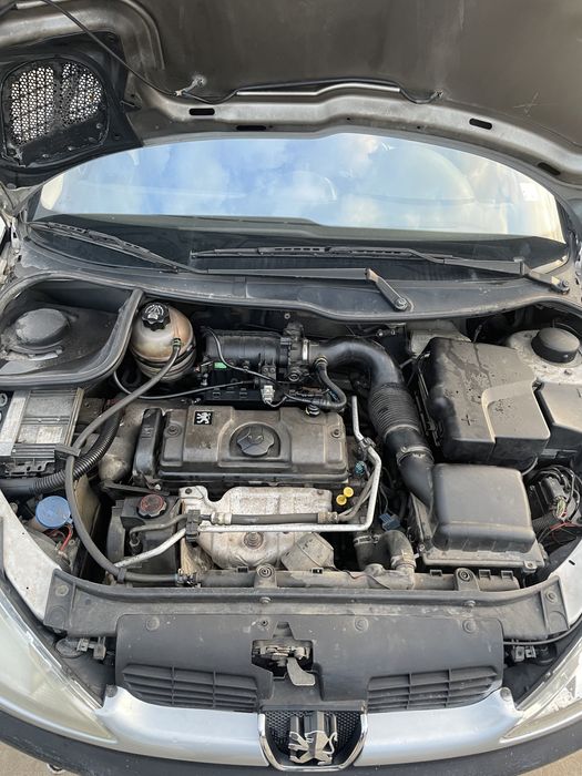 на части Peugeot 206/Пежо 206 1.4 75кс